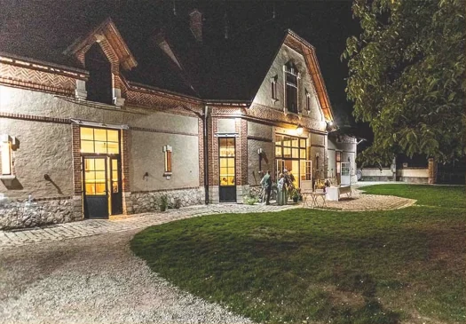 Écurie de Sologne, Chaumont-sur-Tharonne — DJ mariage régional